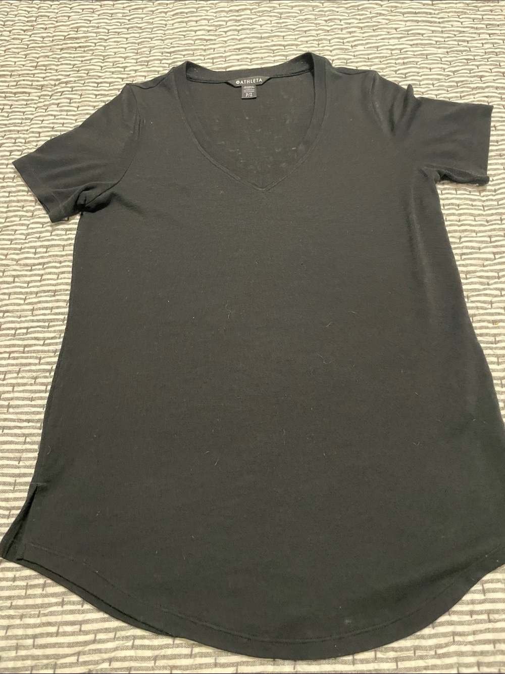 Athleta Black V-Neck Short Sleeve Tee